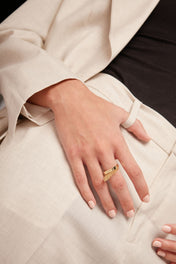 Risqué Earrings Ebe Ring